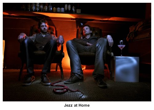 30-jezz-at-home